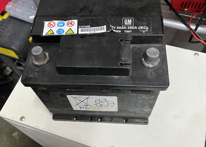 Grajewo ogłoszenia: Akumulator 2023 rok produkcji 12v 50 Ah 250A GM kupiłem razem z...